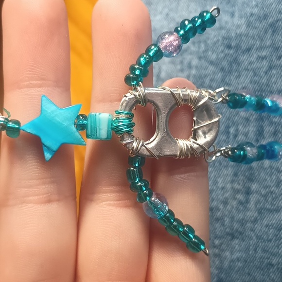 Handcrafted Soda Tab Keychain - Picture 4 of 5